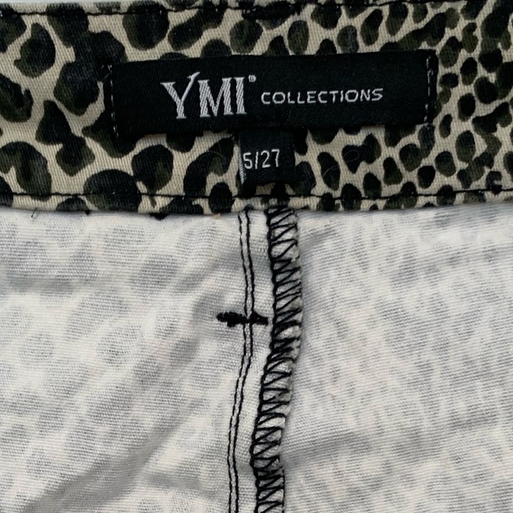 Vintage 90s snakeskin print mini skirt - Picture 3 of 5